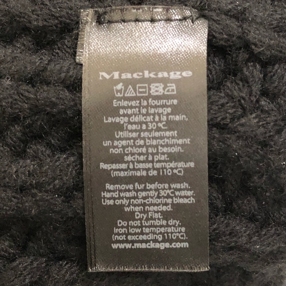 Mackage Dori 100% Cashmere Fox Fur Pom Pom Beanie - Picture 5 of 8